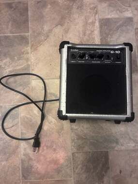 Esteban G-10 12W Electric Guitar Practice Amplifier